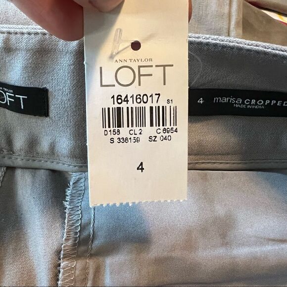 NWT! Loft grey Marissa cropped pants - Picture 6 of 10